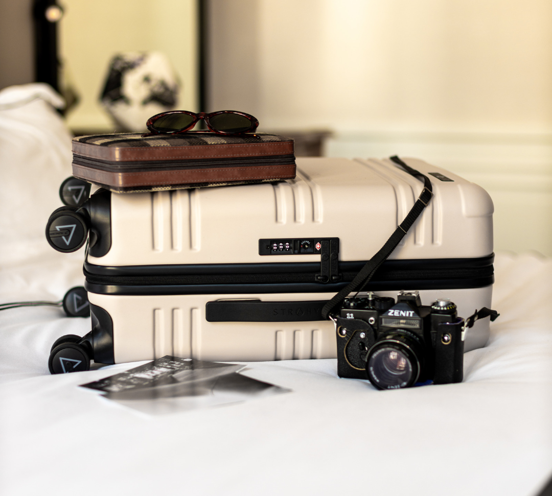 maleta abierta interior constelaciones