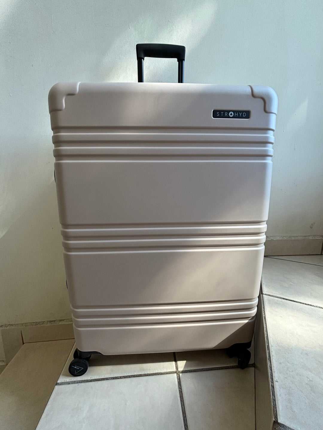 Maleta Check_Moon_Frontal.