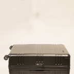 Carcasa de policarbonato alemán de grado aeroespacial con acabado mate, resistente a golpes e impactos